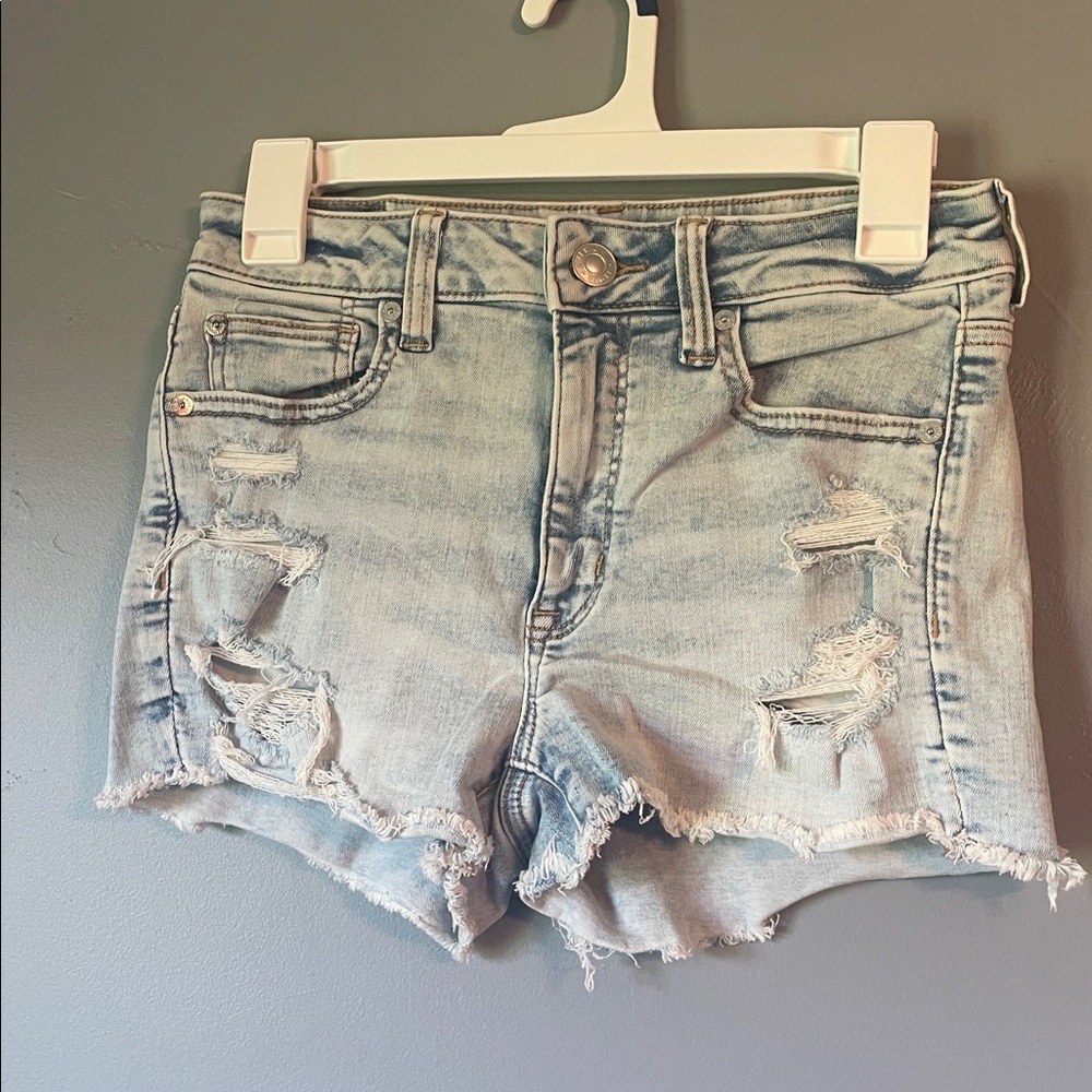 American Eagle hi-rise shorts